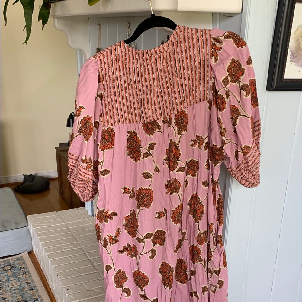 Knox Rose Pink Midi Dress with Bishop Sleeves and Scoop Neck - Picture 4 of 4